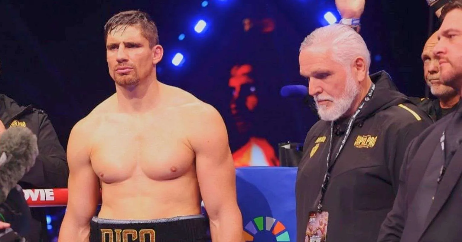 Peter Fury Ungkap Jadwal Laga Berikutnya Rico Verhoeven - sumber: (secondsout)