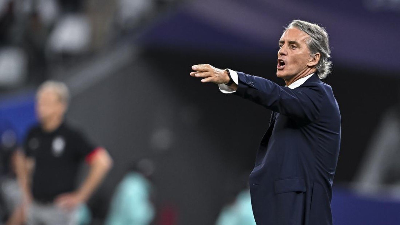 Roberto Mancini Ungkap Visi Taktik dan Ambisi Piala Dunia Bagi Italia