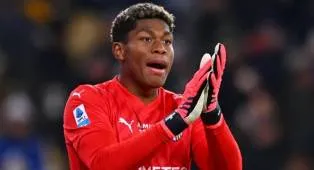 Zion Suzuki Diburu Juventus, Mantan Pelatih: Dia Hampir Sempurna