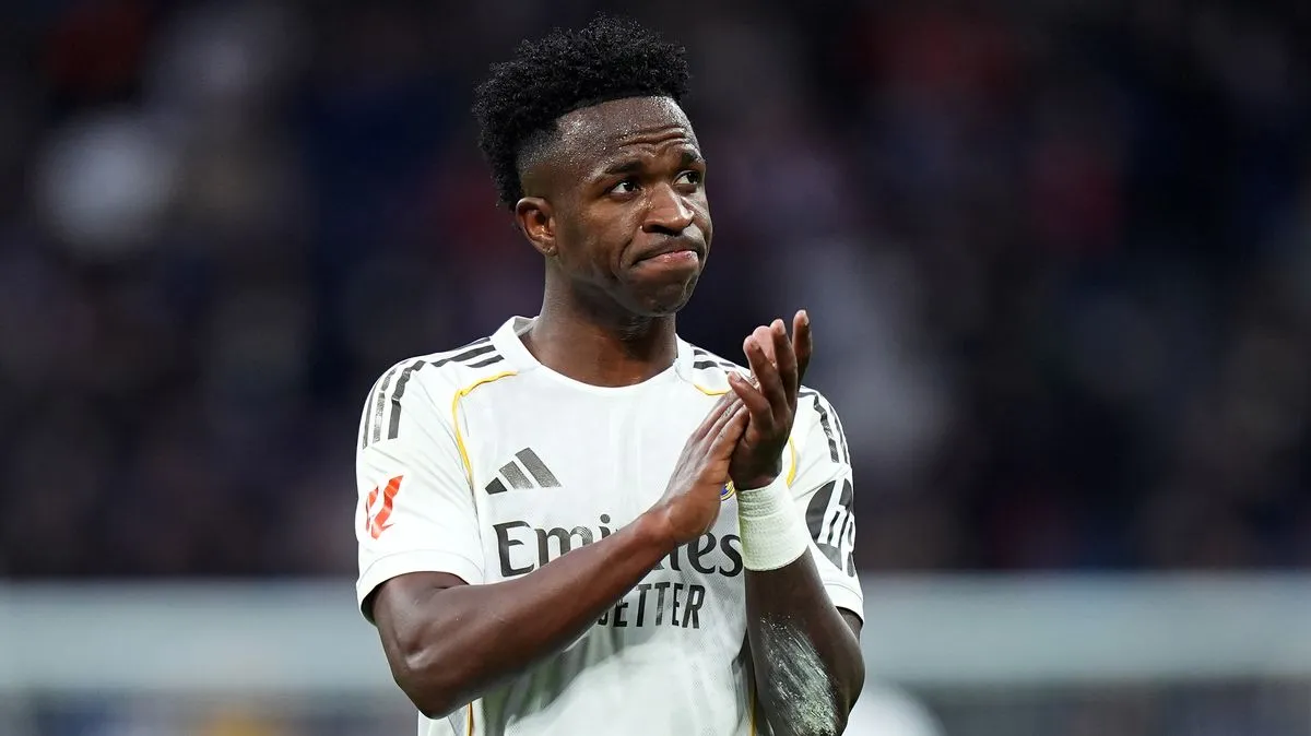 Arsenal Dekati Vinicius Jr, Guimaraes Siap Gabung - sumber: (footballlondon)