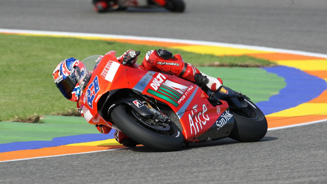 Casey Stoner Kapok Mudah Berbagi Ilmu Dengan Rider Lain