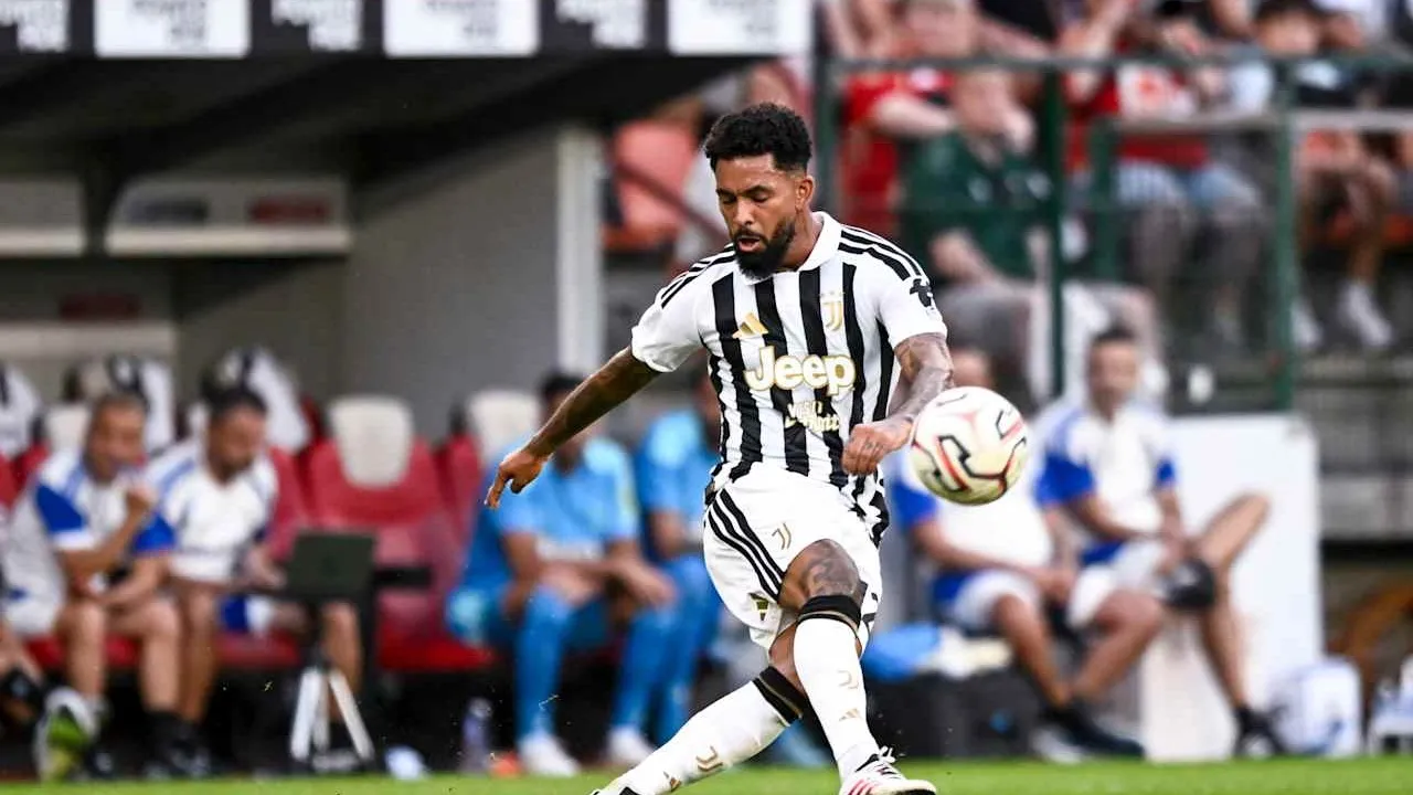 Douglas Luiz