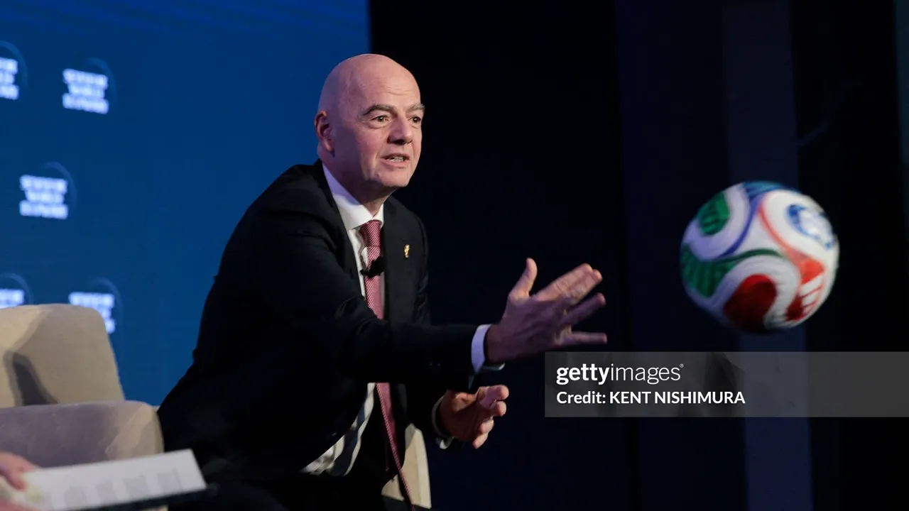 Gianni Infantino kembali menghadapi desakan transparansi setelah FIFA membatalkan rencana penjualan aset Piala Dunia