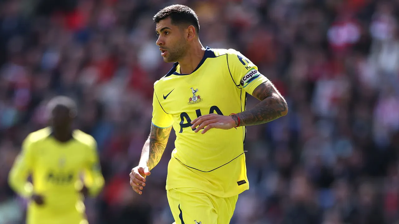Inter dan Spurs Capai Kesepakatan Transfer Cristian Romero