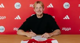 Julian Brandt Resmi Bergabung dengan AFC Ajax