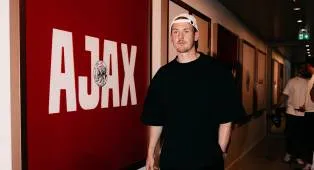 Julian Brandt Ungkap Alasannya Bergabung dengan Ajax