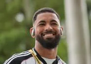 Juventus Menang 2-0 atas Nice, Douglas Luiz Bersinar