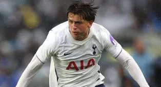 Middlesbrough Intip Peluang Pinjam Mikey Moore dari Tottenham