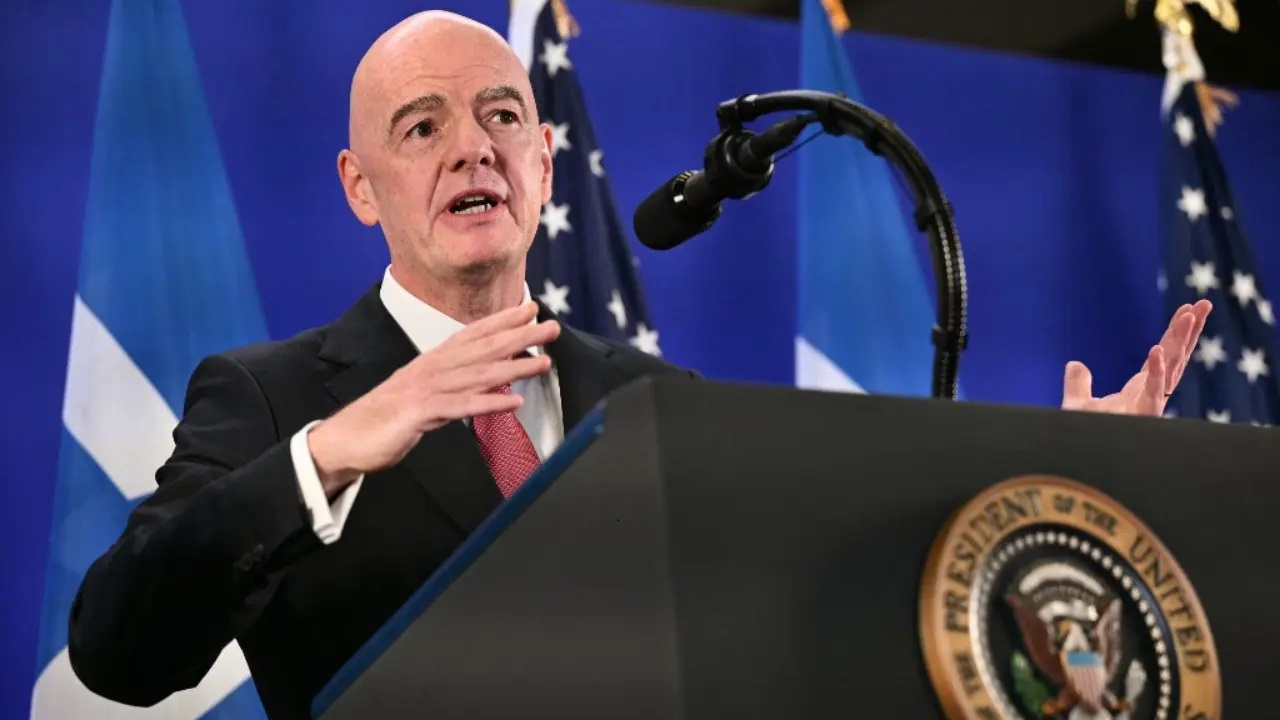 Penasihat Gianni Infantino Mundur Usai Rencana FIFA Jual Saham Piala Dunia