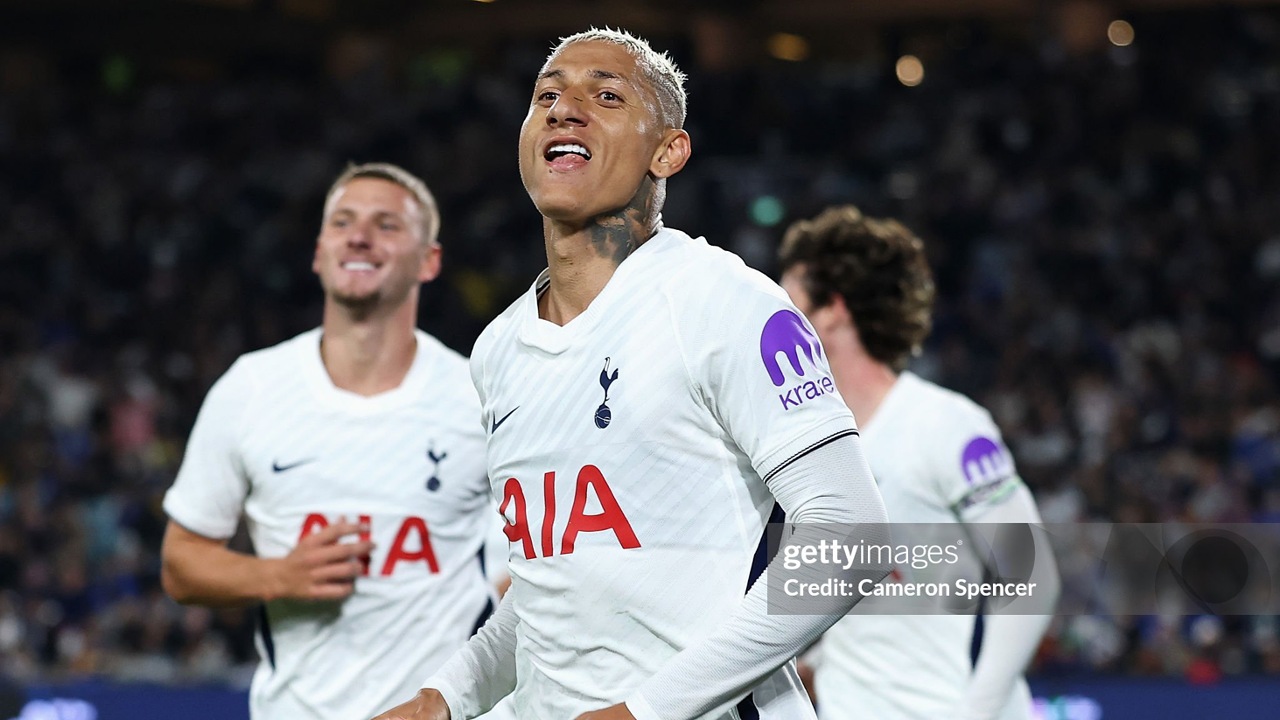 Richarlison Bawa Tottenham Tundukkan Chelsea di Sydney
