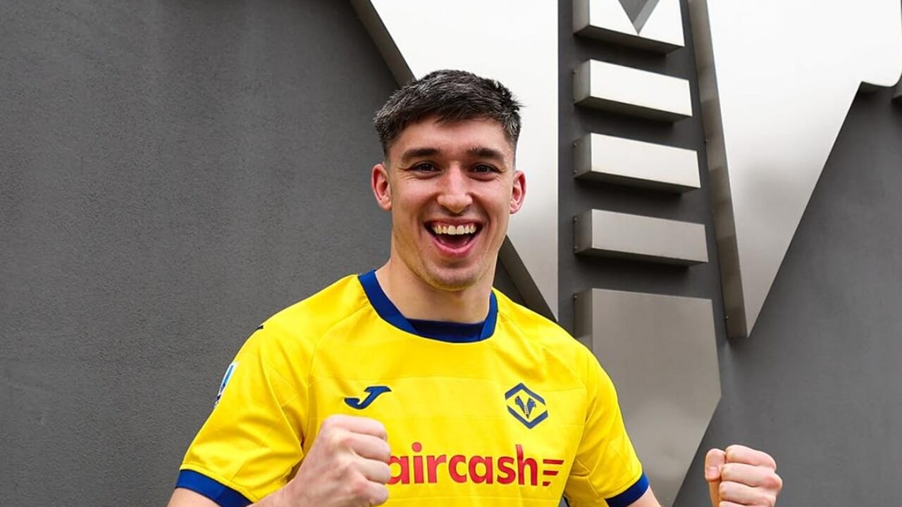 Sassuolo-Verona Rampungkan Pertukaran Kieron Bowie dan Mulattieri