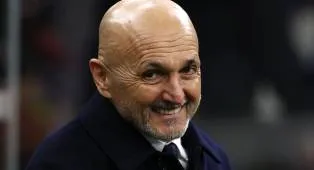 Spalletti Kritik Italia Gagal Manfaatkan Potensi Maldini