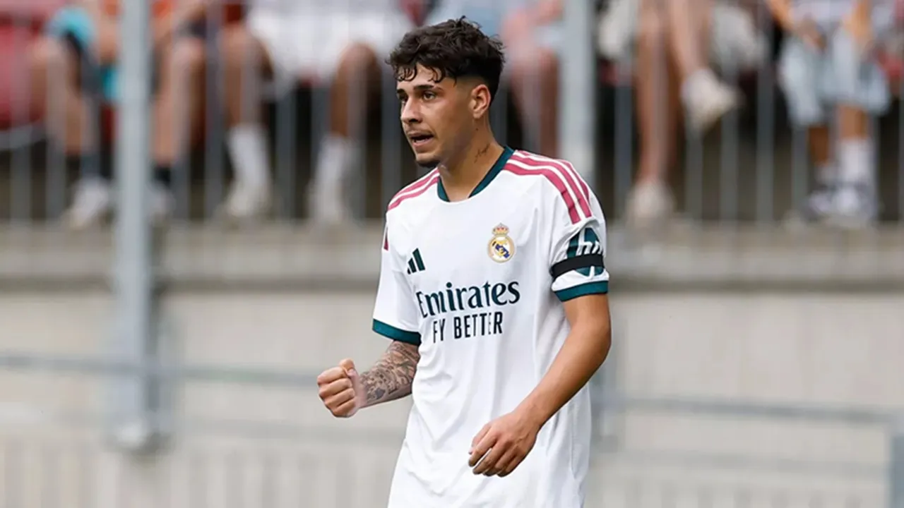 Alexis Ciria Sebut Permintaan Mourinho saat Lawan Fiorentina
