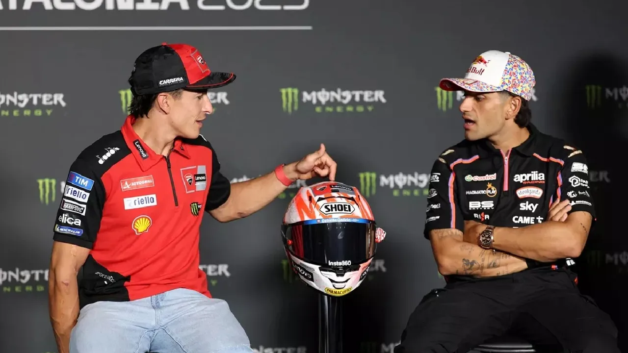 Aprilia Harus Bereskan Konflik Internal Demi Hentikan Marc Marquez