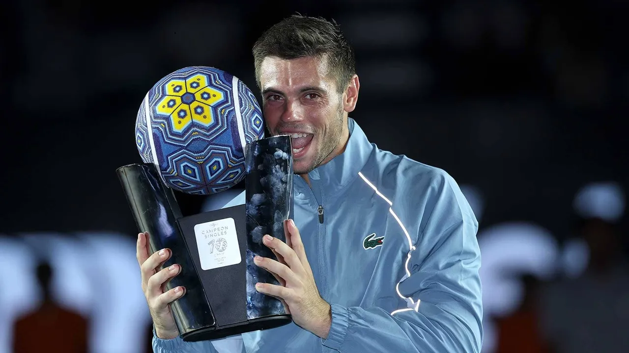 Arthur Gea Naik Podium Juara Untuk Kali Pertama Dalam Karier Di Los Cabos