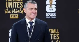 Christian Vieri: Inter Milan Wajib Menang di Setiap Laga di Musim Ini