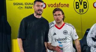 Dibilang Gak Bisa Apa-Apa oleh Riera, Mario Gotze Beri Pesan Sindiran
