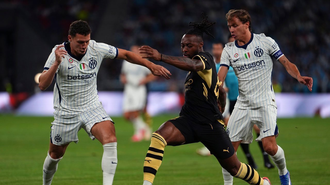 Hong Kong Gelar Pesta Lampu Rayakan Prestasi Yang Diraih Inter Milan