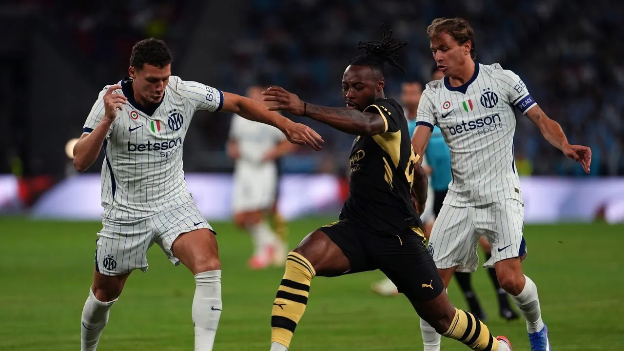 Hong Kong Gelar Pesta Lampu Rayakan Prestasi Yang Diraih Inter Milan