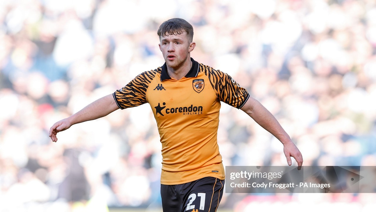 Joe Gelhardt Masih Tunggu Keputusan Hull City
