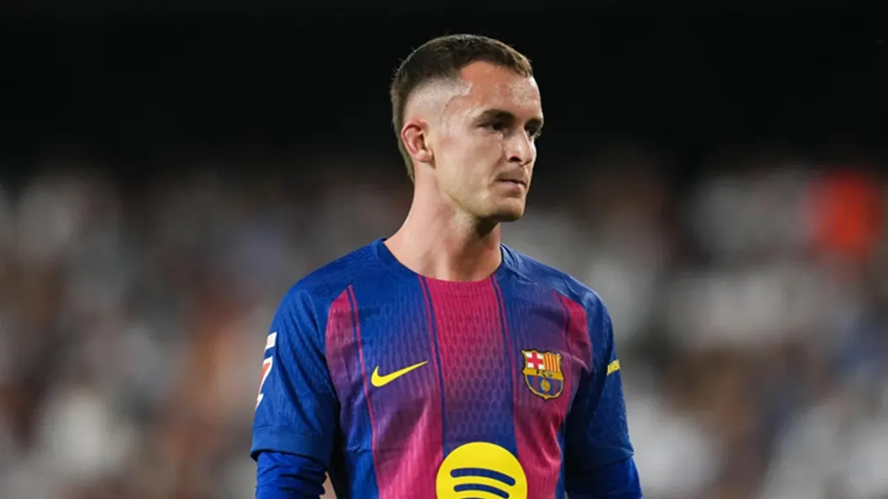 Marc Casado Bersikeras Tidak Akan Meninggalkan Barcelona