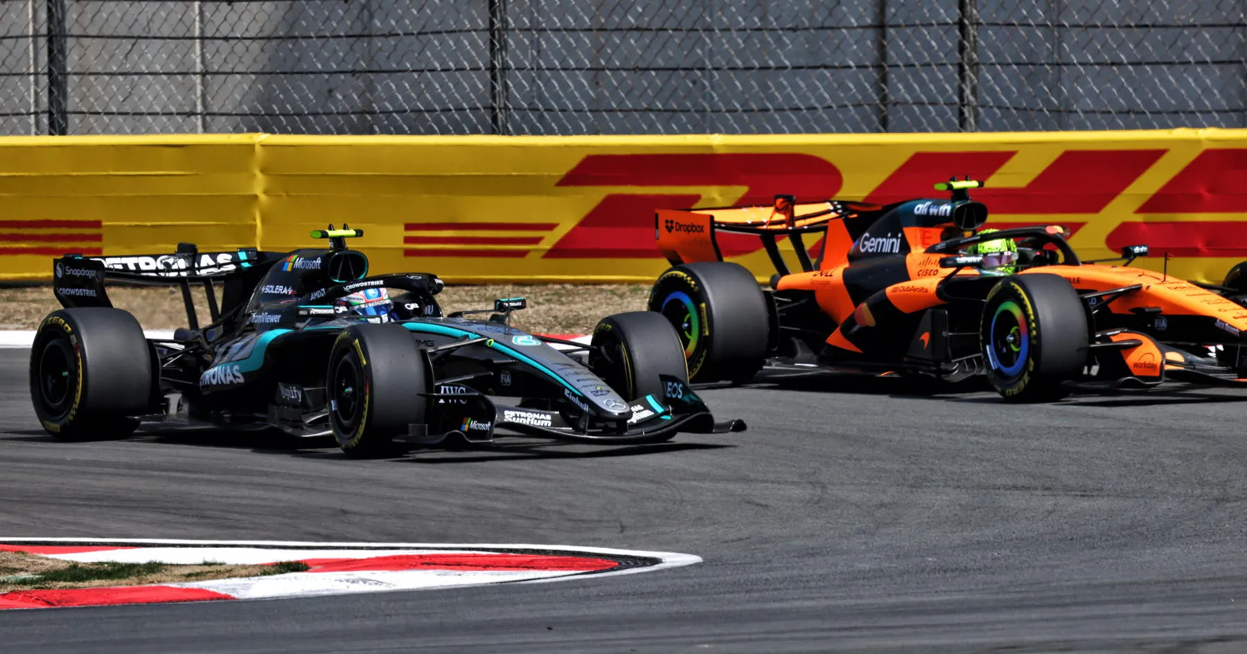 Mercedes Soroti McLaren, Hadjar Akui Kekuatan Red Bull
