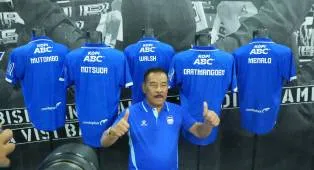 Persib Bertemu Persija di Semifinal, Umuh Sebut Terlalu Dini