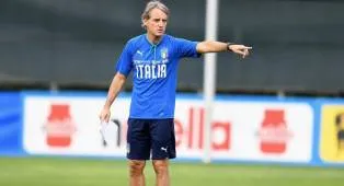 Roberto Mancini Hadapi Dilema Skema untuk Lini Belakang Timnas Italia