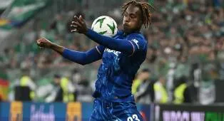 Sadar Inter Mundur, Chelsea Cuma Bisa Jual Trevoh Chalobah ke Como