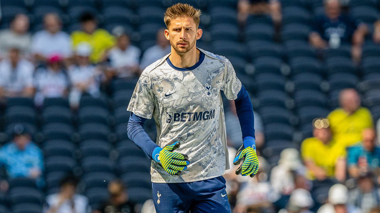 Tottenham Akhirnya Terbuka untuk Pinjamkan Guglielmo Vicario