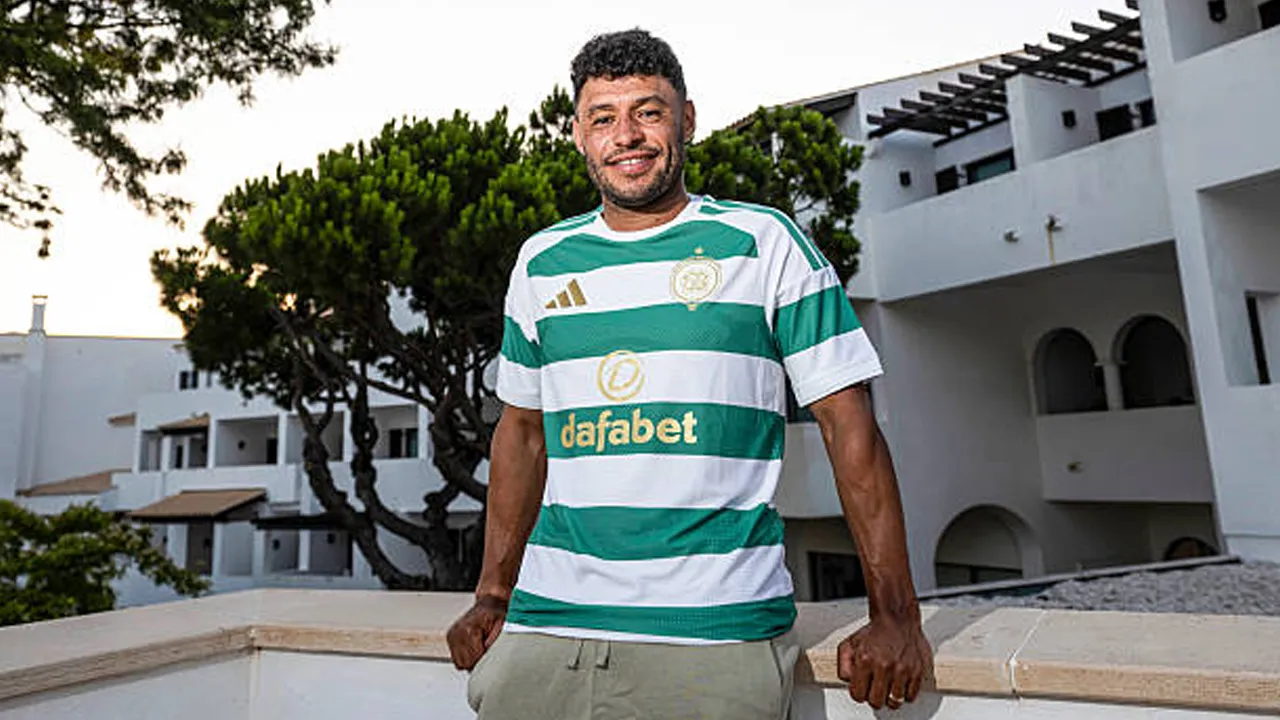 Alex Oxlade-Chamberlain Ungkap Alasan Betah di Celtic