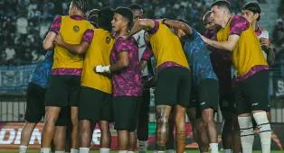 Arema FC Tak Gentar Tantang Persebaya Surabaya Di Semifinal