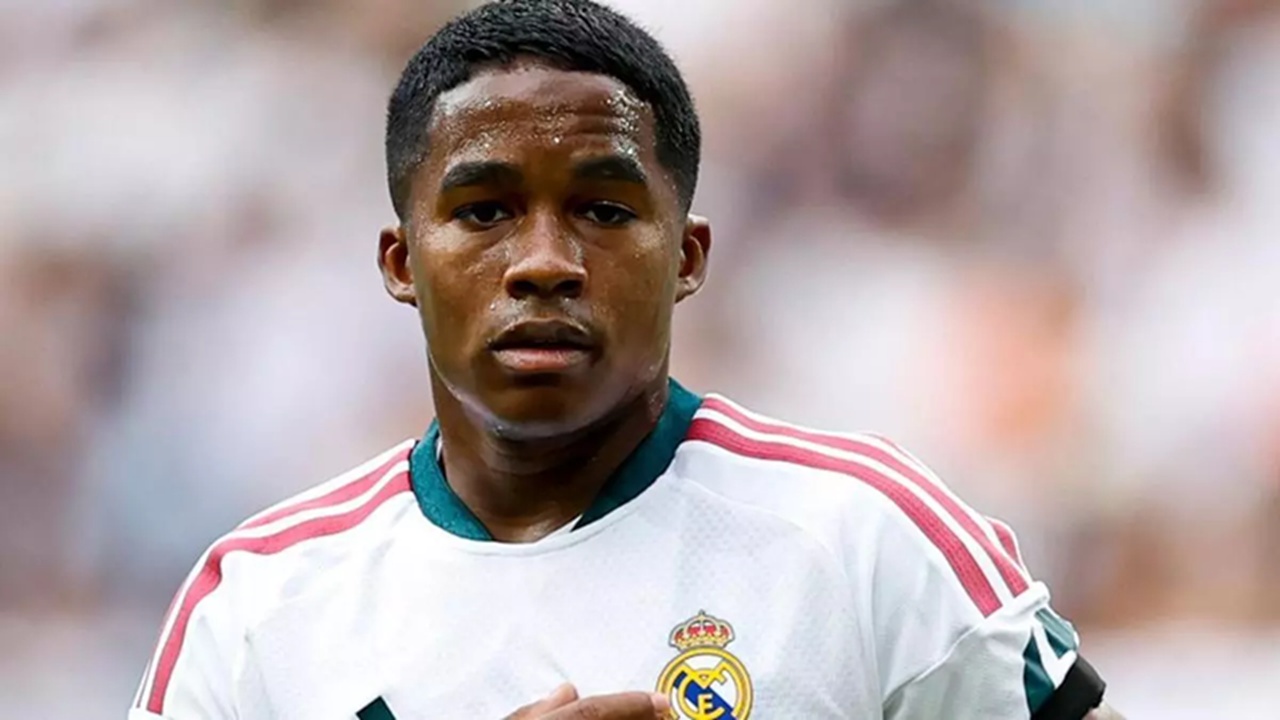 AS Roma Mencoba Menyelesaikan Transfer Endrick