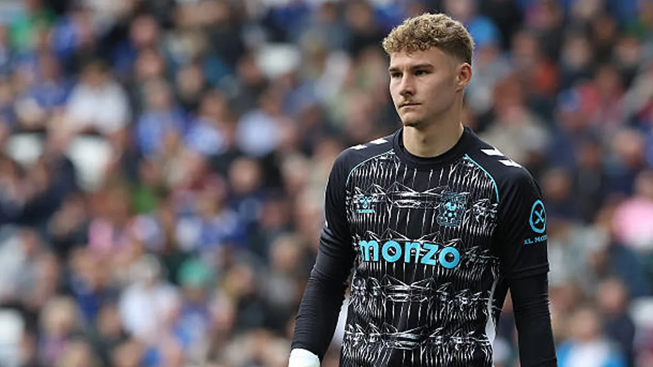 Carl Rushworth Jalani Tes Medis, Coventry City Pecahkan Rekor Transfer Klub