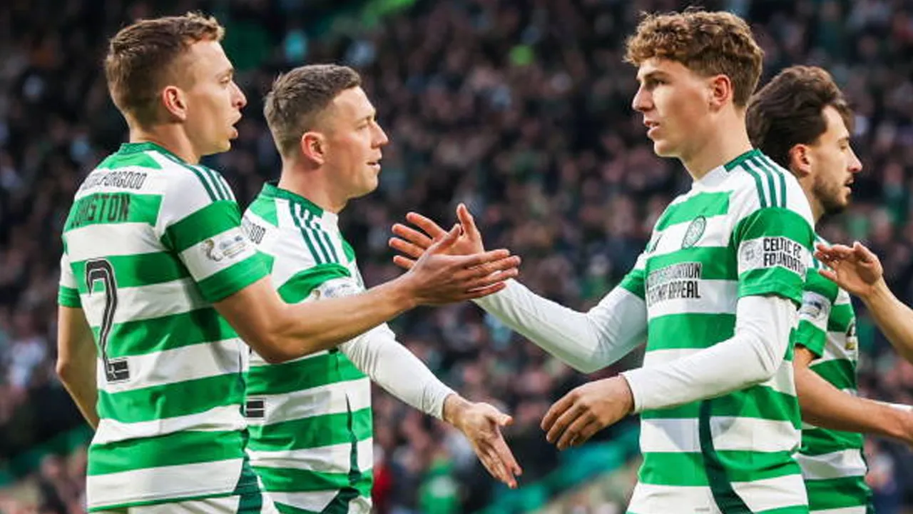 Celtic Terancam Ditinggal Alistair Johnston dan Arne Engels