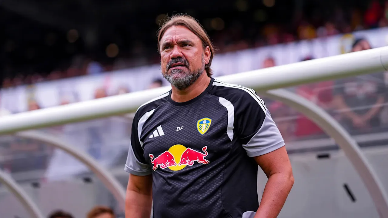 Daniel Farke Bangga Leeds United Comeback dan Tumbangkan Liverpool