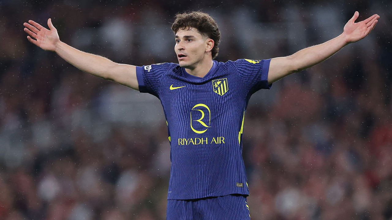 Julian Alvarez Mulai Latihan Lagi Bersama Atletico, Batal ke Barcelona?