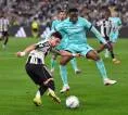 Juventus Ajukan Tawaran €17 Juta untuk Bek Bologna, Lucumi