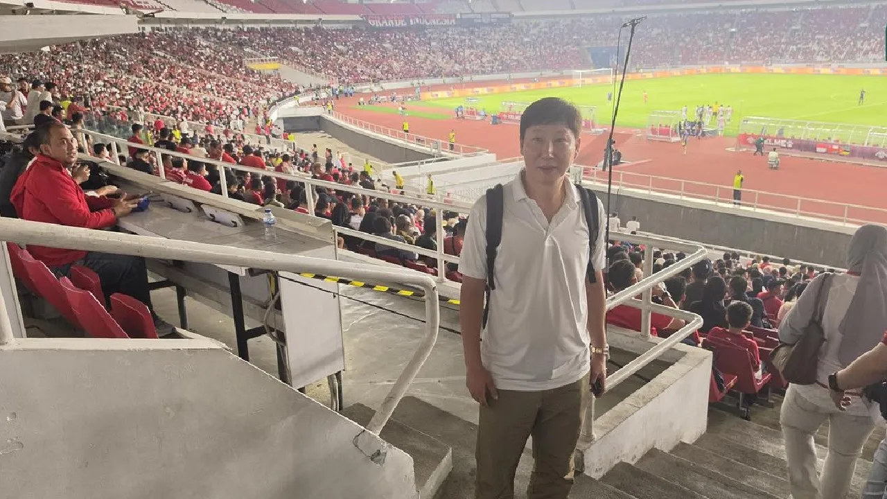 Kim Sang-sik Pantau Timnas Indonesia di SUGBK, Ternyata Pemainnya Beda