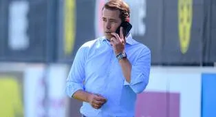 Lars Ricken Indikasikan Aktivitas Transfer Dortmund Mungkin Belum Selesai