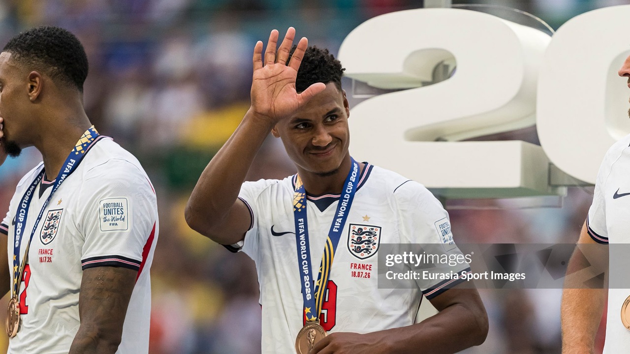 Masa Depan Ollie Watkins di Aston Villa Disorot