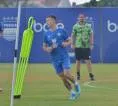 Peralta Dipastikan Masih Absen Karena Baru Latihan Dua Kali