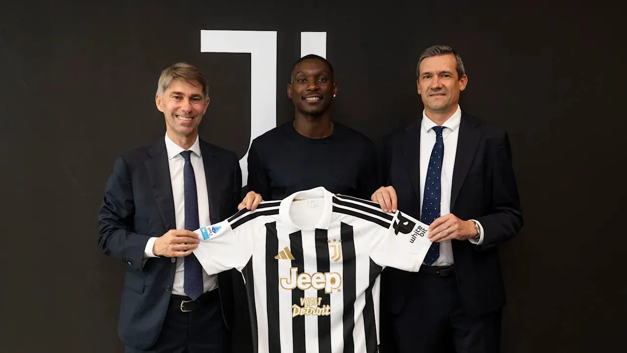 Randal Kolo Muani Luapkan Kebahagiaan usai Resmi Kembali ke Juventus