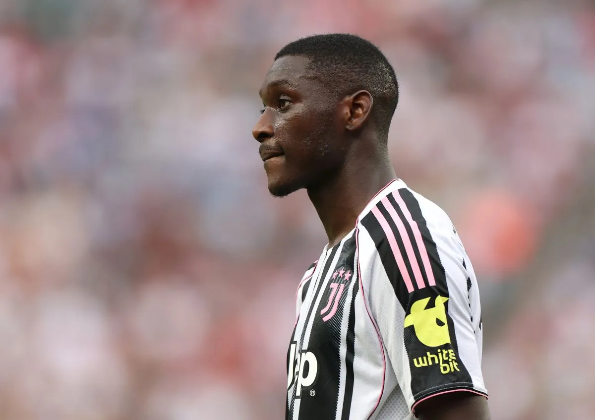 Resmi: Juventus Permanenkan Kolo Muani dari PSG - sumber: (footballitalia)