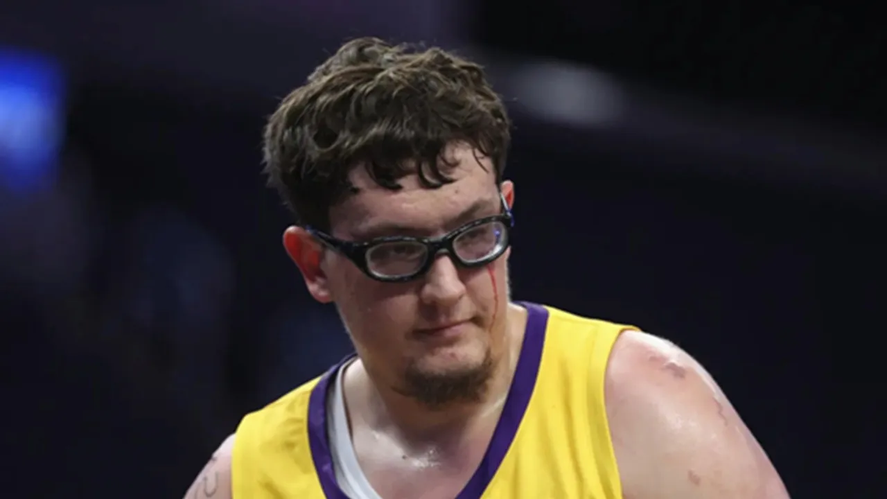 Robbie Avila Berencana untuk Kembali Bermain di NCAA