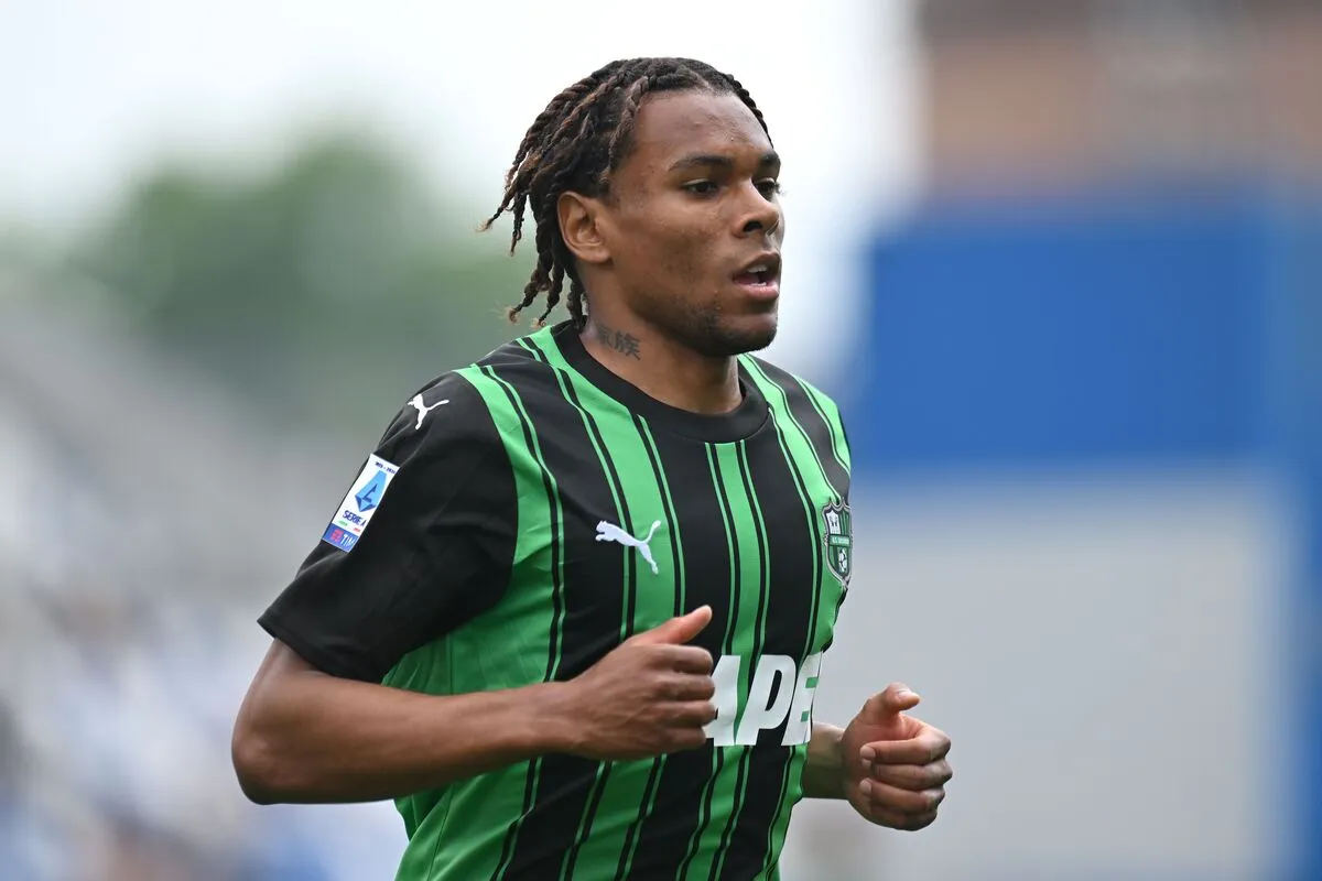 Sassuolo Patok Harga €30 Juta untuk Laurienté, Ipswich Town Bersiap - sumber: (footballitalia)