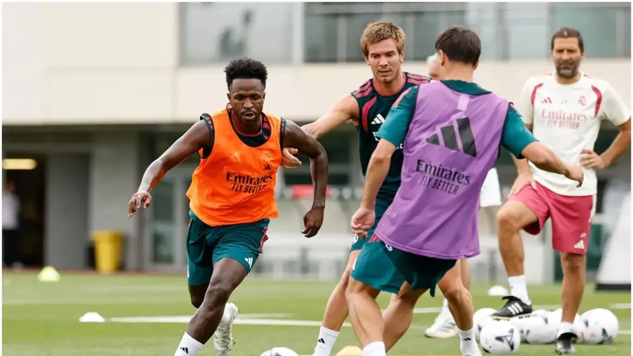 Vinicius Jr Telah Kembali ke Real Madrid di Tengah Rumor