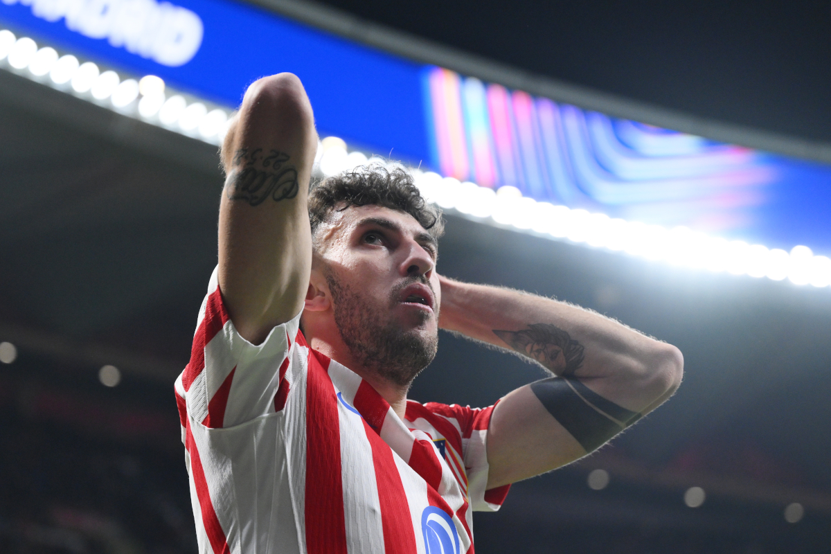 Aston Villa Incar Bek Sayap Italia Ruggeri dari Atletico
