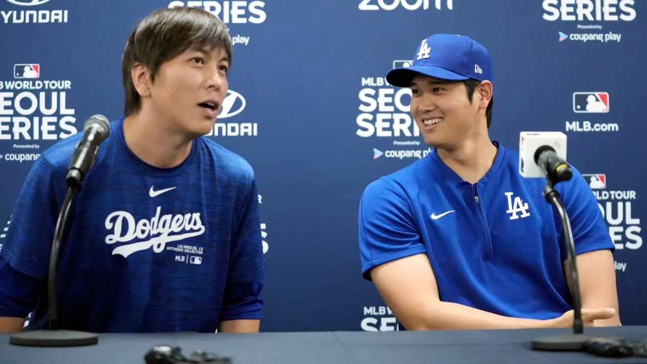 Ippei Mizuhara (kiri) dan Shohei Ohtani. (Foto: AP)
