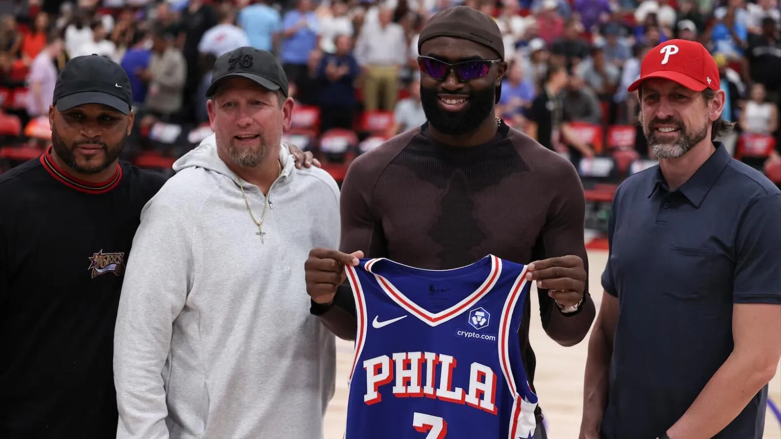 Jaylen Brown Termotivasi Akhiri Puasa Gelar Sixers 44 Tahun - sumber: (mainbasket)